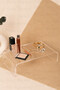 Plexiglass riser shelf -- 30x20cm h:8cm