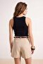 Siyah Düz Fitted Kayık Yaka Kolsuz Aksesuar Detaylı Crop Pamuklu Esnek Örme Bluz TWOSS26BZ00671 - 3