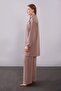 طقم مكون من قطعتين بتفاصيل إكسسوارات الكتف من قماش المنك الداكن - 4