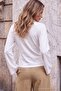Ekru Düz Fitted V Yaka İspanyol Kol Crop/Kısa Pamuklu Esnek Örme Bluz TWOAW27BZ00079 - 4