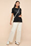 Embellished T-Shirt with Crew Neck and Short Sleeves - 3