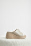 Women's Beige Comfortable Filled Heeled Slippers - 2