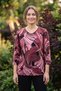 Women's Plus Size Lycra V-Neck Patterned Three-Quarter Sleeve Mother T-Shirt Combed Cotton Blouse