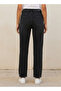 High-Rise Straight Fit Jeans - 4