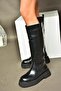 R610067009 Black Thick Soled Boots