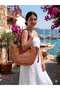 حقيبة شاطئ من القش مبطنة بحزام، مقاس الجزء السفلي: 28 سم، مقاس الجزء العلوي: 40 سم، الطول: 23 سم - 4