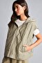 Water Repellent Relax Fit Hooded Crinkle Fabric Vest H2715Ax26Au