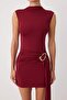 Bordo Düz Mini/Kısa Dik Yaka Aksesuar Detaylı Bodycone/Vücuda Oturan Örme Elbise TWOSS26EL01234 - 3
