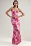 فستان ماكسي بياقة على شكل قلب وطبعة زهور - 4