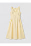Esvab • Modern & Distinctive Zero Roba Collar Waist-Slit Dress - 6