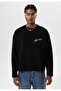 Oversize Sweatshirt with Pocket Detail - 2