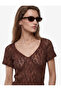 Slim Fit Semi-Sheer Short Sleeve V-Neck Lace T-Shirt - 2