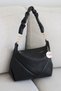 Women's Black Drawstring Shoulder Bag with Gold Chain Detail, Soft Leather Stylish Handbag En32 Size22