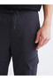 Esvab • Modern & Distinctive Slim Fit Men's Cargo Pants - 3
