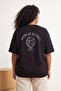 Siyah %100 Pamuk Sırt Baskılı Oversize Kesim Bisiklet Yaka Örme T-Shirt TBBSS24BF00025 - 6