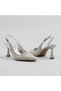 (Wiesse) Closed Toe Pearl Detailed Heeled Women's Shoes Silver
