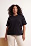 Siyah %100 Pamuk Sırt Baskılı Oversize Kesim Bisiklet Yaka Örme T-Shirt TBBSS24BF00025