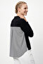 Knitted Sweatshirt with Striped Back and Shirt Detail - 5