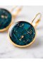 أقراط مصنوعة يدويًا من البوليمر والإيبوكسي باللون الأزرق الذهبي من نوكس (مصنوعة من الفولاذ المقاوم للصدأ) - 2