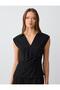 Black Straight Cut V-Neck Line Pattern Knitted Blouse