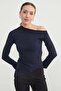 Basic Asymmetric Slit One Shoulder Blouse - 5