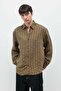 قميص مخطط كبير الحجم باللون الكاكي - 4
