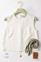Woman's sleeveless crop top white