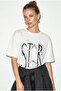 Women's White 100% Cotton Star and Embossed Print Detailed Oversize Basic T-Shirt Öt100019 60286294 - 2
