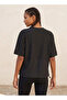 Textured 4-Way Stretch T-shirt - 4