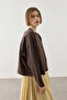 Basic Long Sleeve T-Shirt with Front Stitching in Brown - 3