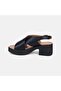 Women's Black Cross-Strapped Thick-Heeled Leather Sandals - 3