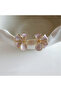 أقراط زهرية ناعمة من المينا باللون الوردي الفاتح