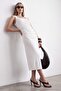 Ekru Bodycon Midi Büzgü Detaylı Yırtmaçlı Kare Yaka Örme Elbise TWOSS26EL01232 - 3