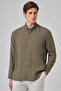 Men's Khaki Trend Plain Pattern Dynamic Fit Buttoned Collar Shirt - 2
