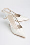 Lusin White Women's Pointed Toe 7 cm Heeled Floral Lace Patterned Patent Leather Slingback Shoes - 5