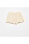 شورت محبوك عادي أبيض اللون