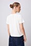 Ekru Nakışlı Regular Bisiklet Yaka Standart Kol Kısa %100 Pamuk Örme T-Shirt TWOSS26TS00124 - 4
