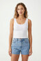 100% Cotton Camisole with V-Back Detail, Casual Basic Crop Top, Women's Undershirt / Blouse - 2