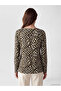 Nevavm Women's T-Shirt with Oval Collar Pattern - 4
