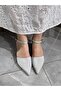 Women's shoes with low heels