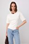 Ekru Bağlama Detaylı Fitted/Vücuda Oturan Kısa Kol Esnek Örme T-Shirt TWOSS26TS00317 - 2