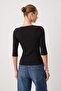 Ekru Puantiyeli Fitted/Vücuda Oturan Anahtar Deliği Yaka Süper Crop Örme Bluz TWOSS26BZ01028 - 12