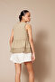 Lace-Detail Embroidered Top with Herb Decoration - 4