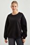 3 Thread Heart Printed Crew Neck Sweatshirt