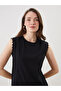 Crew Neck Lace Detailed Blouse
