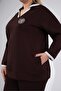 سويت شيرت نسائي كبير الحجم مطرز برقبة على شكل حرف V - 7