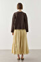 Basic Long Sleeve T-Shirt with Front Stitching in Brown - 5