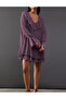 Rochie scurta, Mov