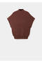 Short-Sleeved Perkins Collar Sweater - 3