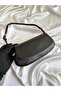 Thai Model Hand and Women's Shoulder Bag Black - 4